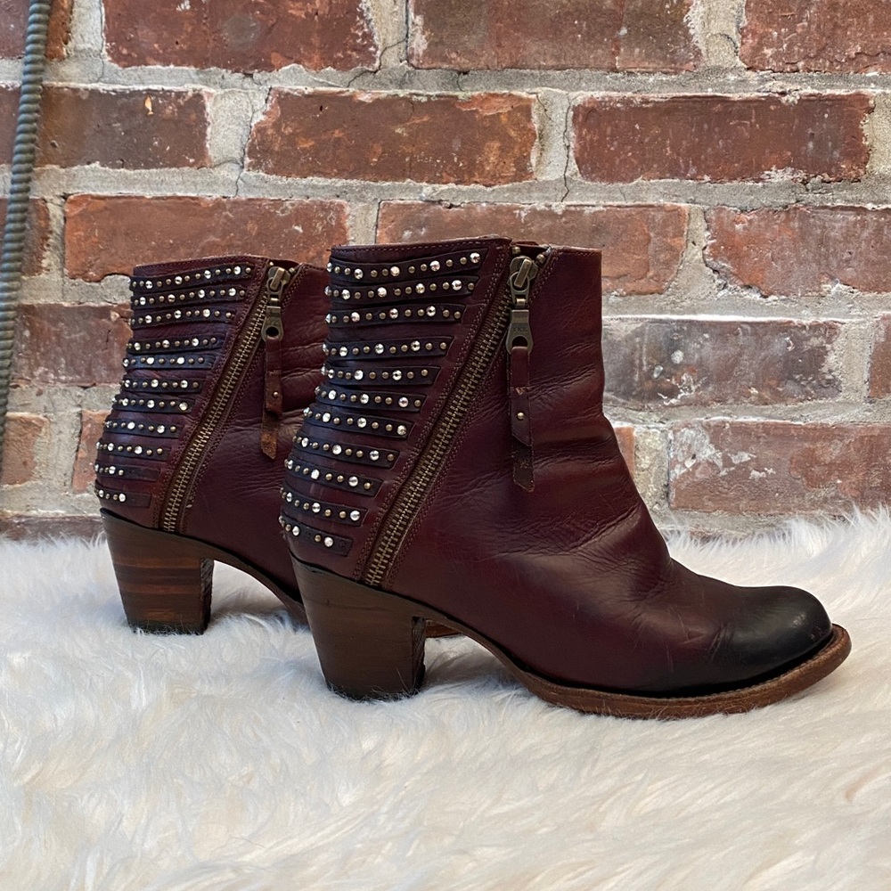 Denver Brown Studded Lady Gabriel Ankle Boots, Size 7.5